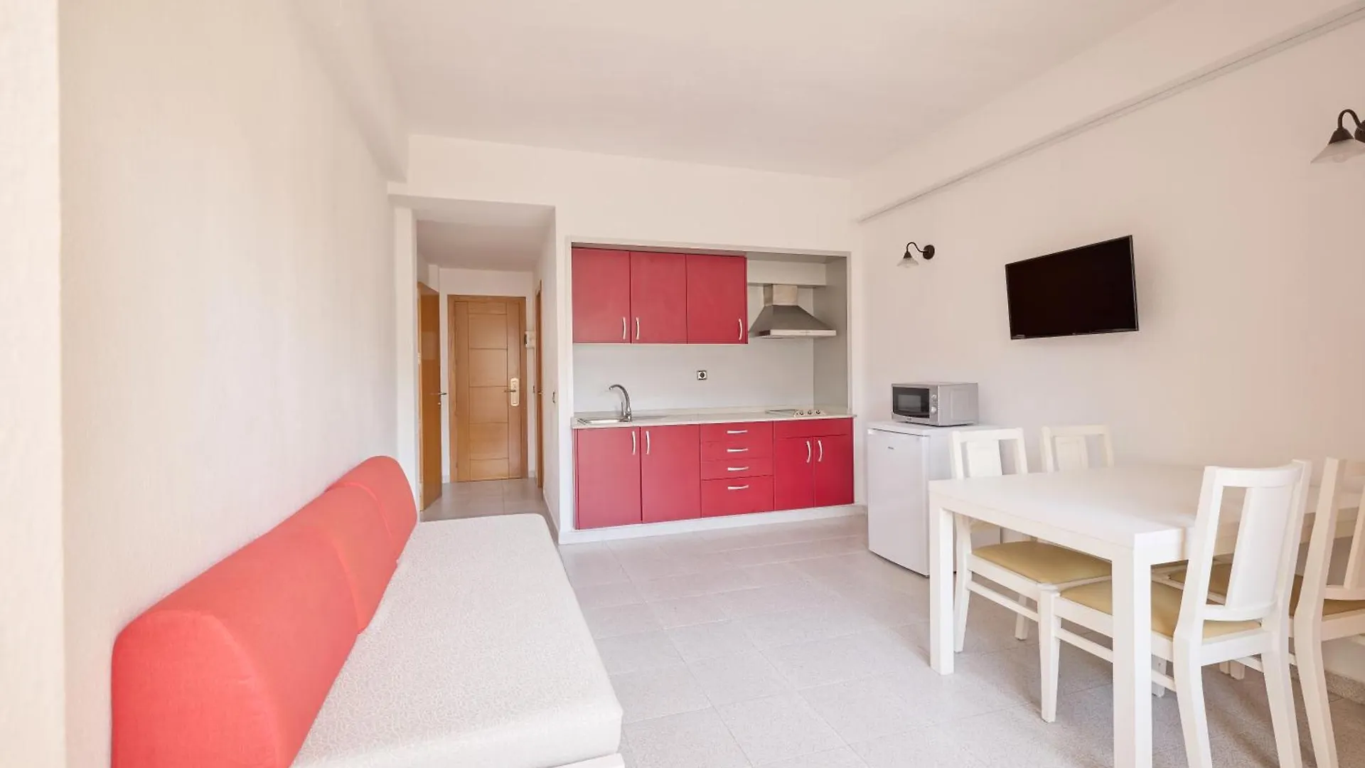 Apartamentos Isla Del Sol Can Pastilla  Spain