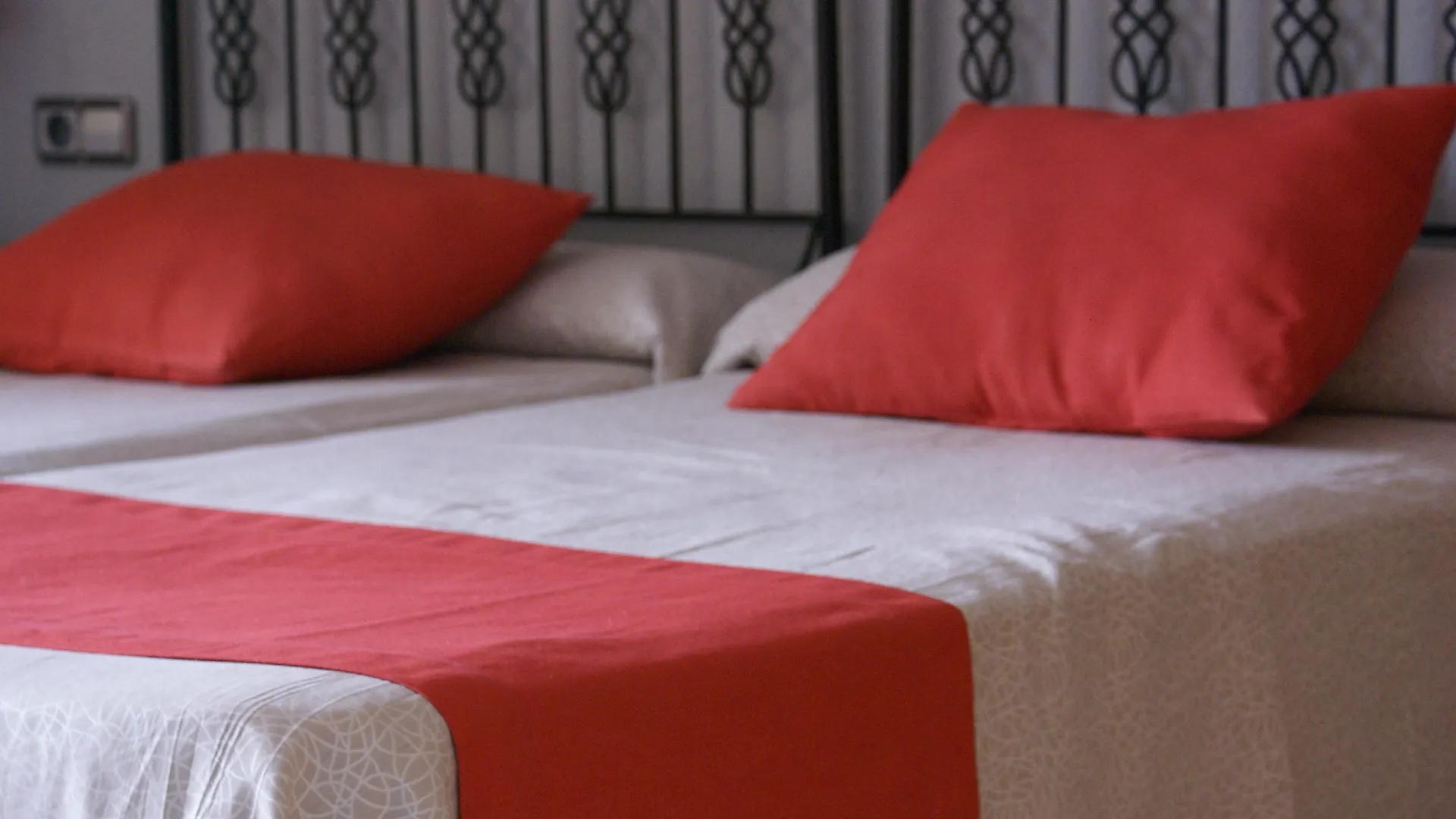 Apartamentos Isla Del Sol Can Pastilla  Apartment